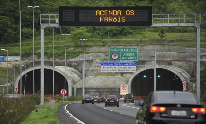 Supervisão das obras de construção, restauração e aumento da capacidade BR-101/RS, trecho divisa SC/RS – Osório/ RS, incluindo a supervisão da execução dos túneis do Morro Alto – DNIT. Supervisão das obras de construção e Operação dos Sistemas de Sinalização e Segurança dos Túneis do Morro Alto, com extensão de 1.800 m, entre as cidades de Osório e Torres no Rio Grande do Sul – DNIT.