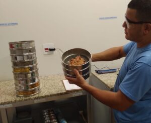 Laboratorio Enecon (12) comp